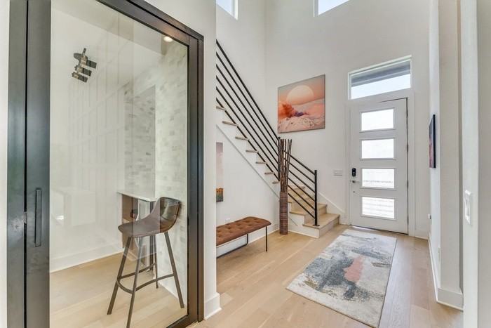 6304 Toscana Ave - Photo 3 of 16