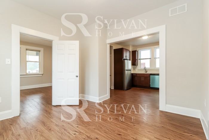 2807 Linganore Ave - Photo 4 of 16