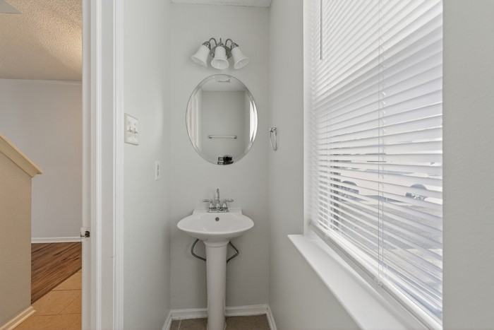 1955 Dutch Elm Drive - Photo 5 of 30