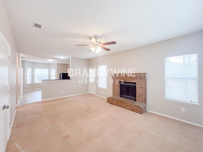 3154 Snapfinger Ln - Photo 3 of 33