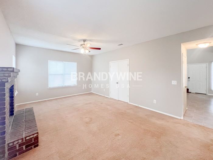 3154 Snapfinger Ln - Photo 5 of 33