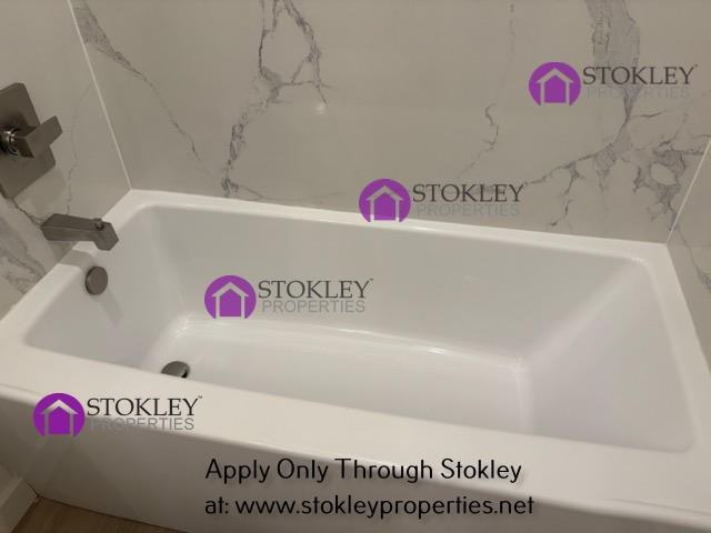 1204 Willow Street - Photo 4 of 18