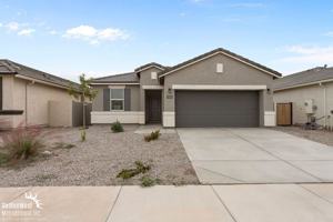 featured image of 1361 West Hess Avenue