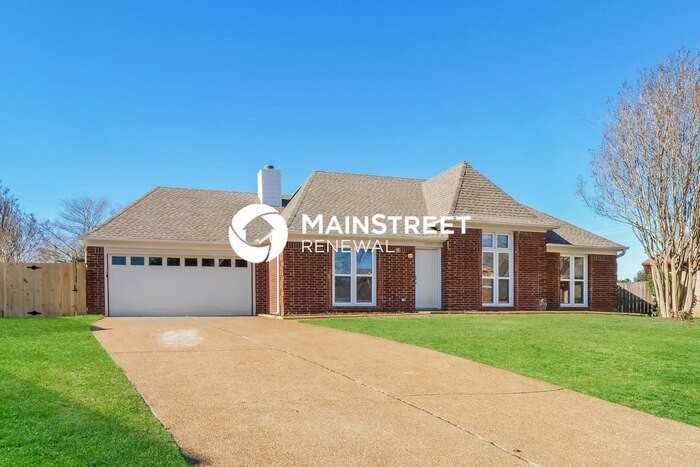 4709 Valene Circle - Photo 2 of 18