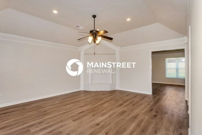 4709 Valene Circle - Photo 5 of 18