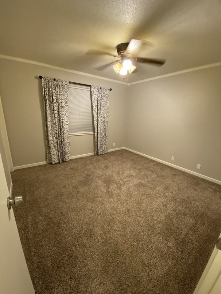 4010 Honeysuckle Ln #NA - Photo 6 of 17