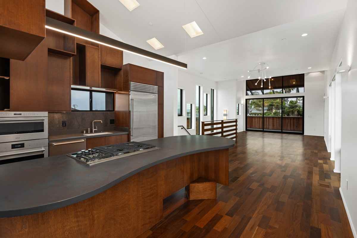 4640 Del Monte Avenue #NA - Photo 2 of 32