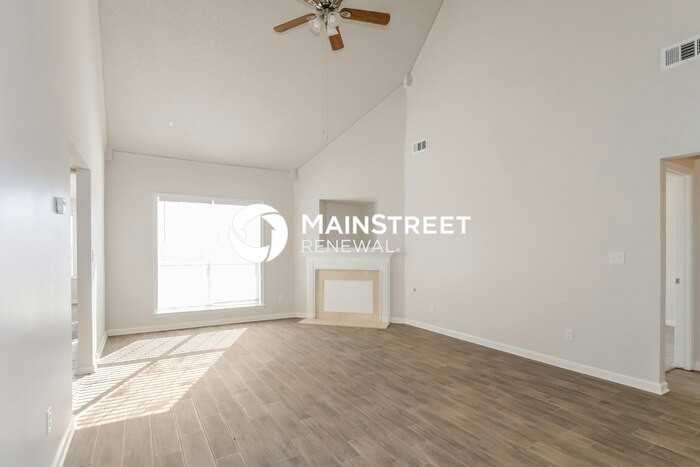 7317 Pinnacle Farms Drive - Photo 4 of 19