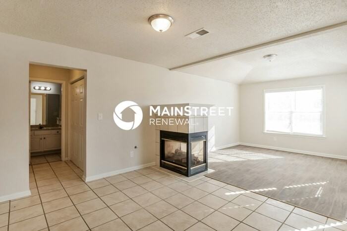 7317 Pinnacle Farms Drive - Photo 7 of 19