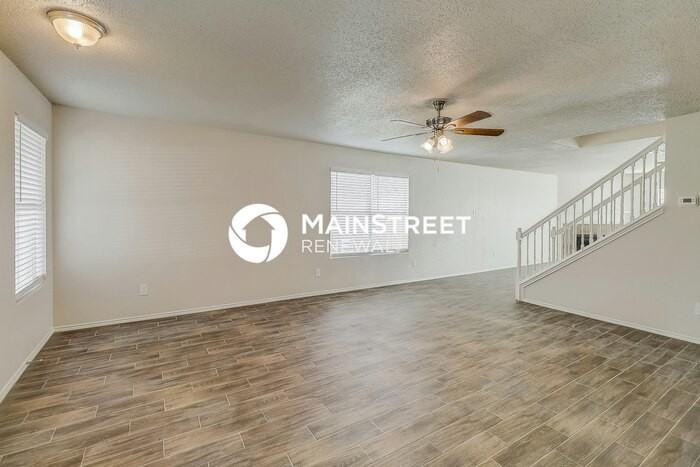 260 Ariel Ln - Photo 4 of 19