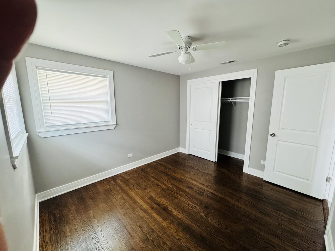 843 W 123rd St #V1 - Photo 6 of 6