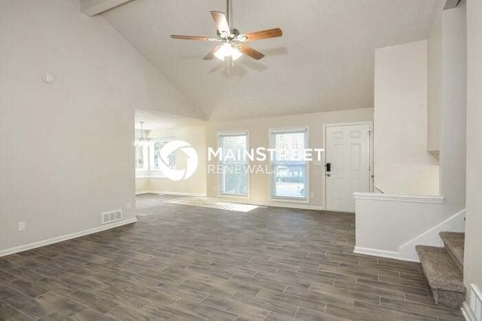 1445 Glynn Oaks Drive Southwest - Photo 5 of 20