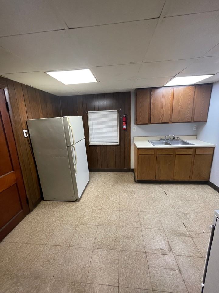 1600 Mcclure St #1stFL - Photo 4 of 21