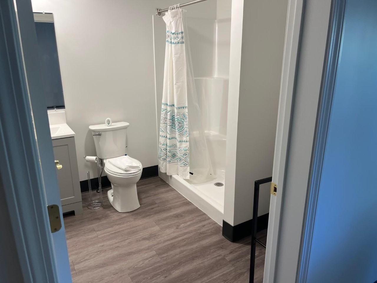 63 Winter St - Photo 3 of 6