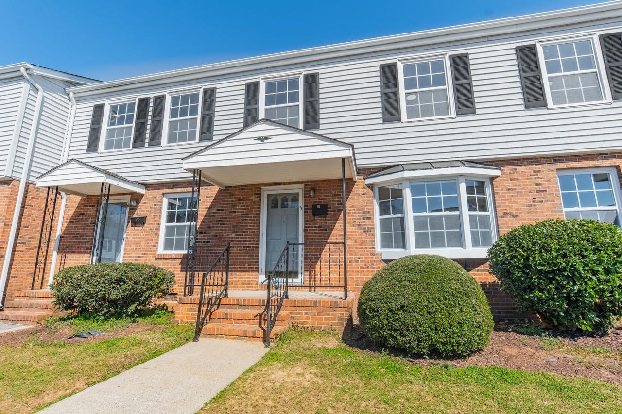 2200 Williamsburg Drive #1