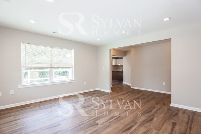 2657 Norman St - Photo 4 of 16