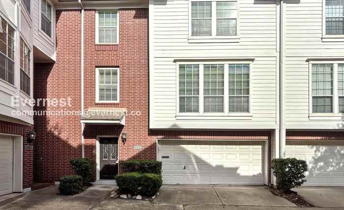 2244 La Branch St - Photo 2 of 38