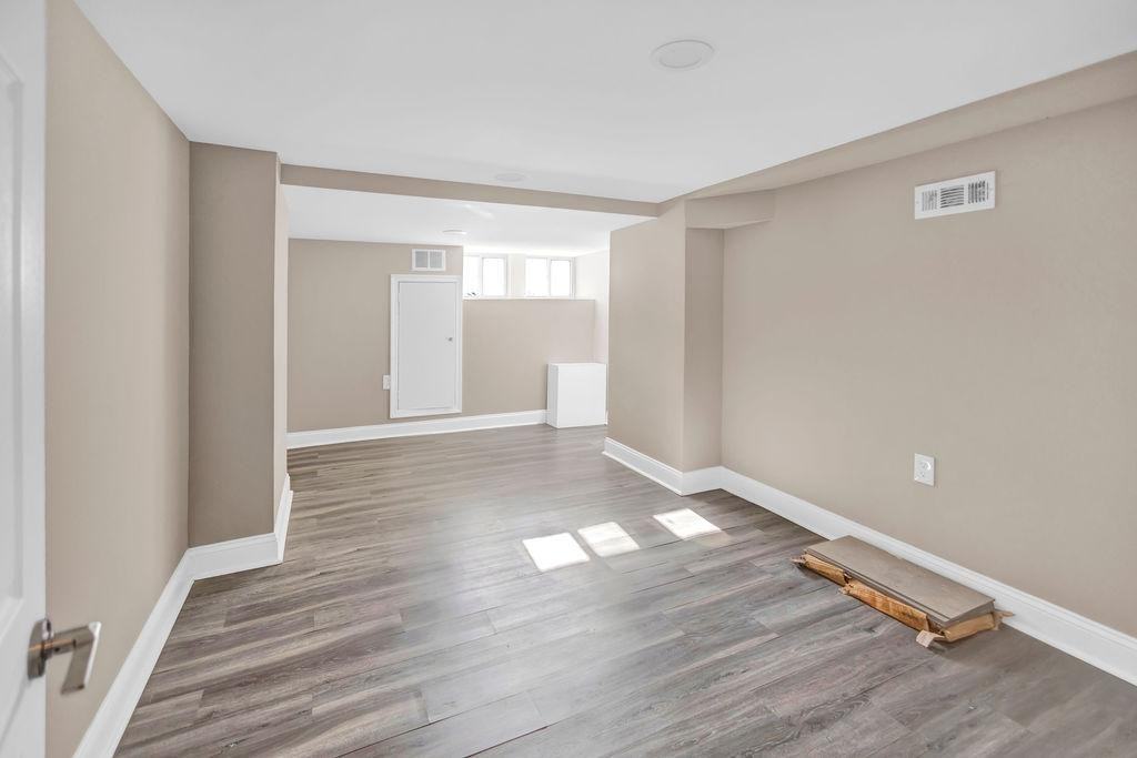 1802 E 29th St - Photo 7 of 11