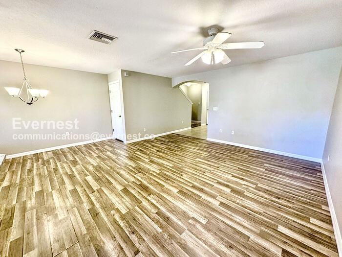 2429 Hibiscus Bay Ln - Photo 5 of 22