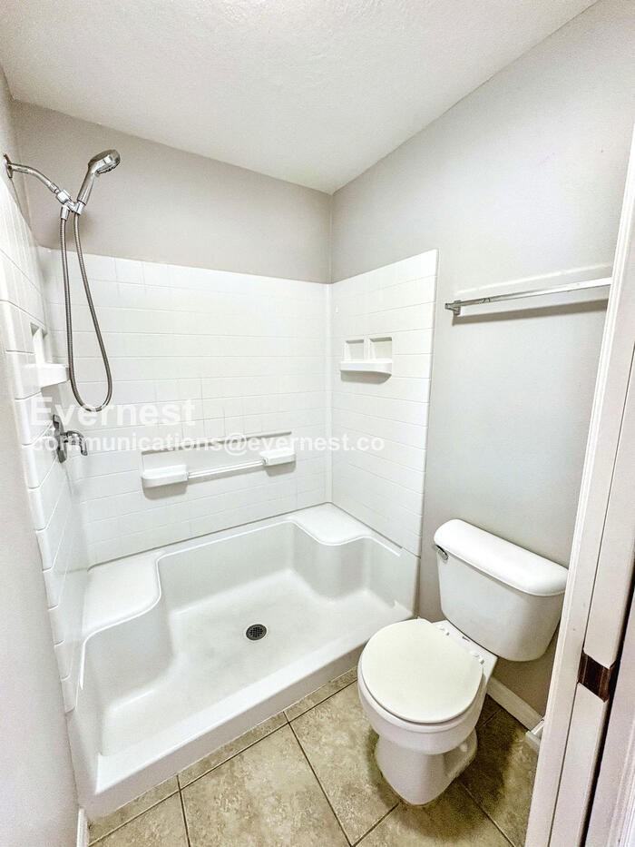 2429 Hibiscus Bay Ln - Photo 6 of 22