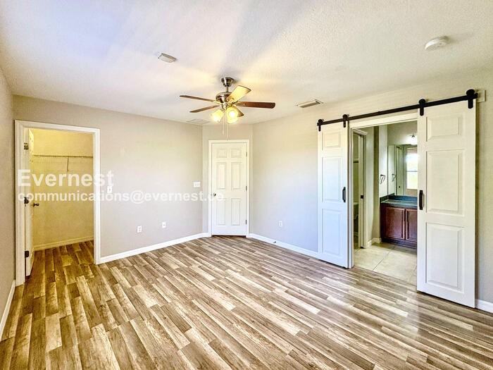 2429 Hibiscus Bay Ln - Photo 7 of 22