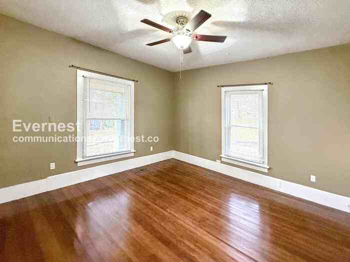 5005 6th Ave S - Photo 5 of 24