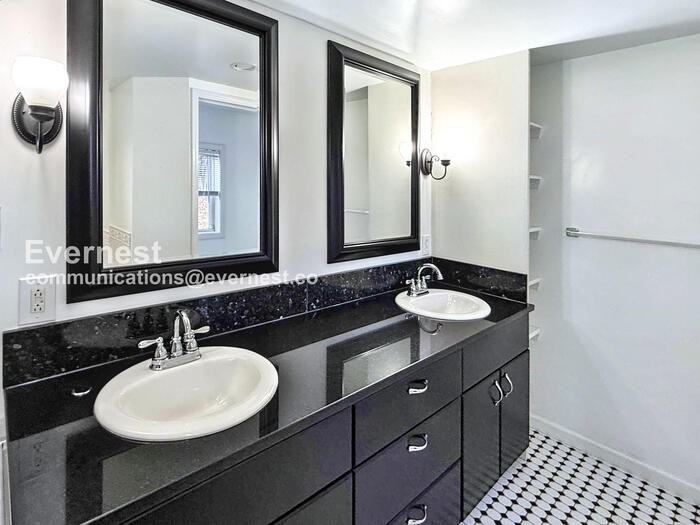 5005 6th Ave S - Photo 6 of 24