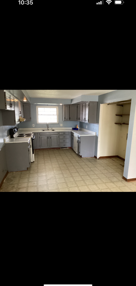 495 Meadow Ln #NA - Photo 6 of 23