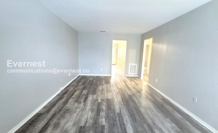 2330 Grayson Valley Dr #2330 - Photo 5 of 18