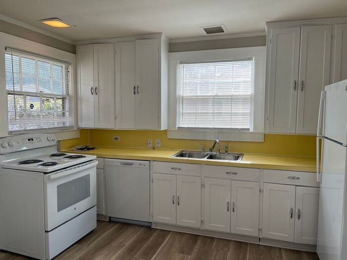 668 North 6th Street - Photo 2 of 9