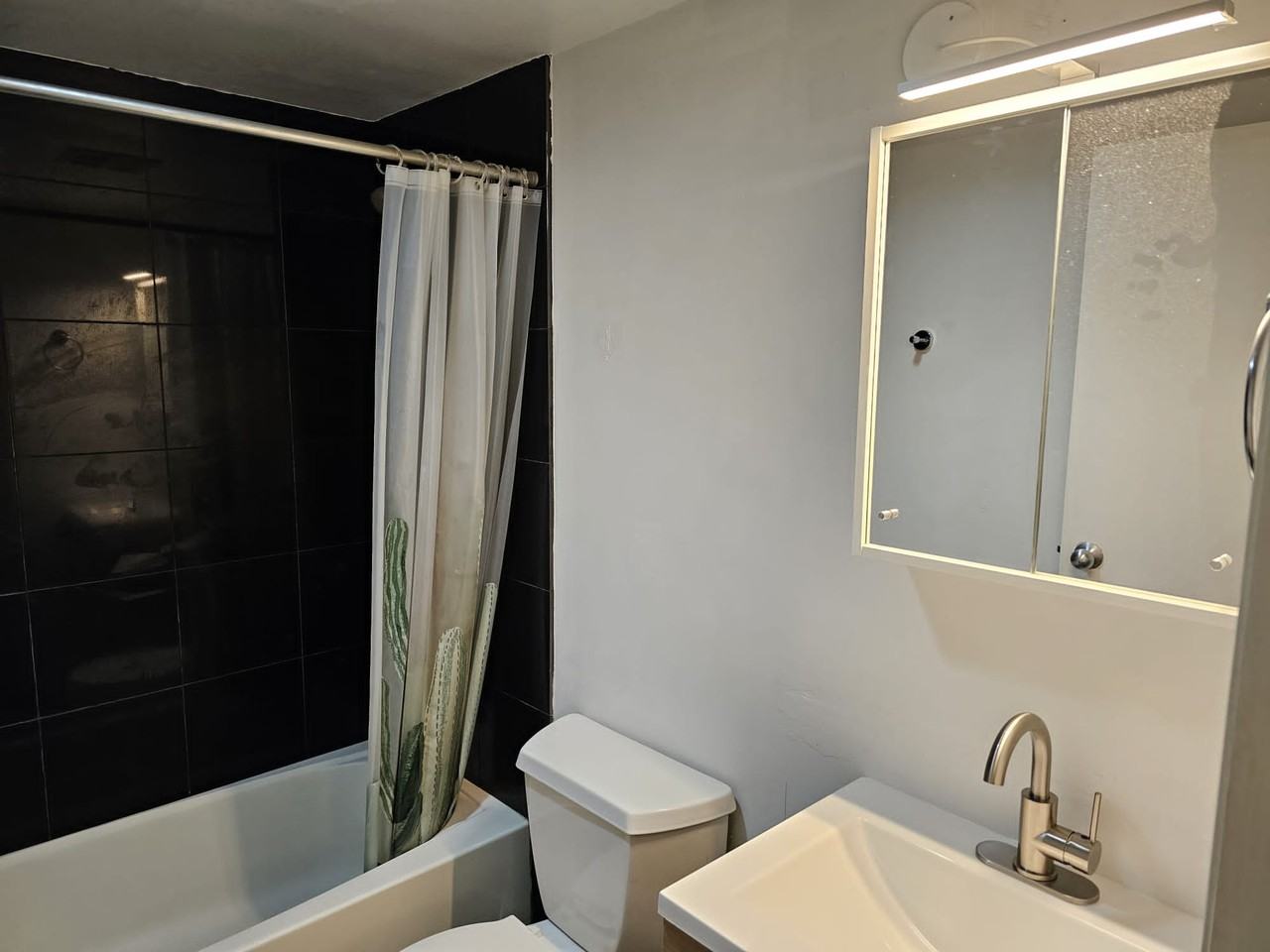 756 Davie Street #1700 - Photo 6 of 12