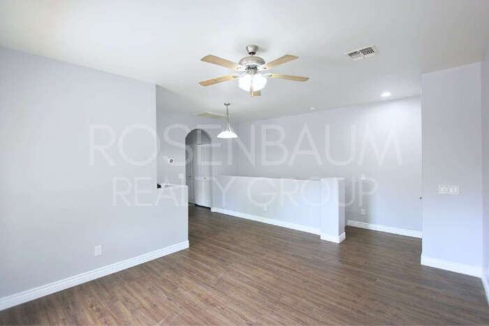 854 S San Marcos Dr #4A - Photo 3 of 22