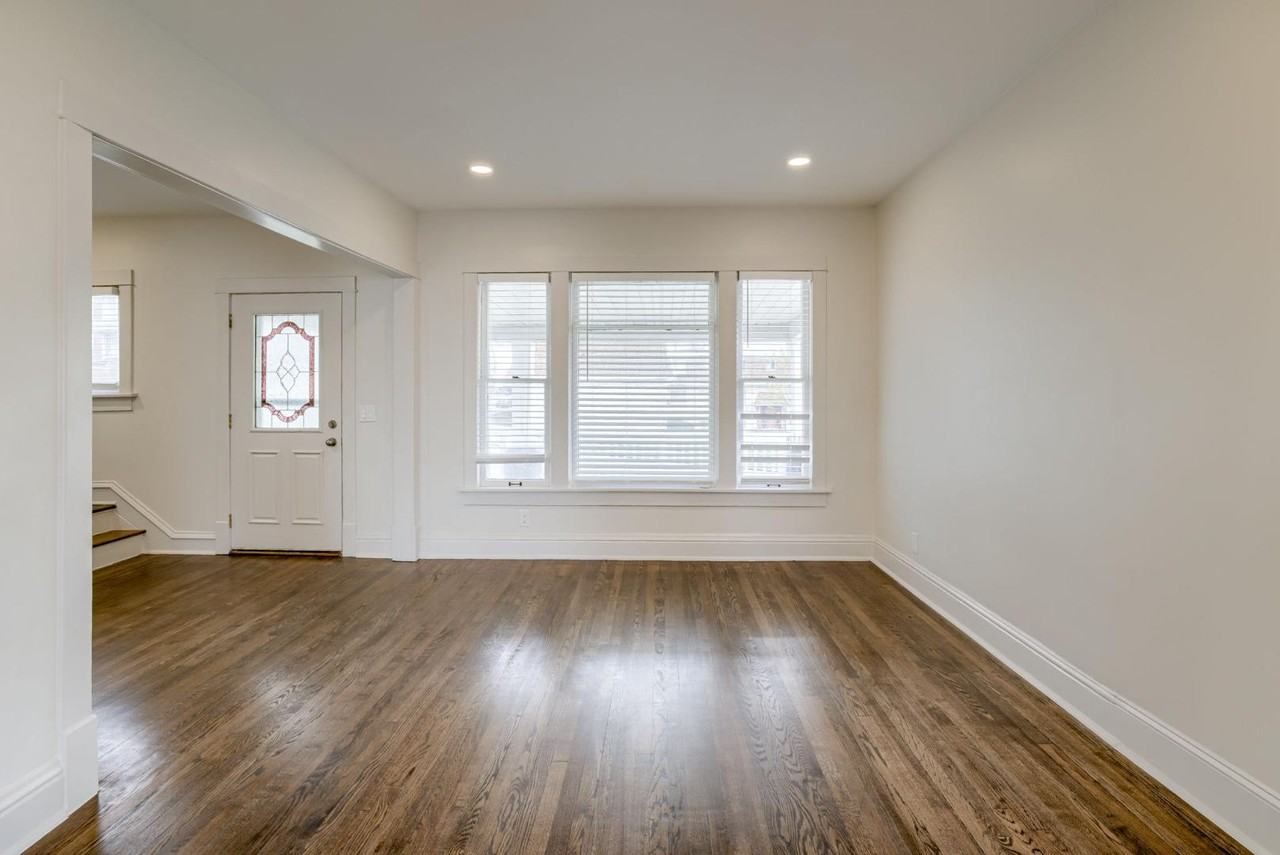 3509 Howard Street - Photo 5 of 11