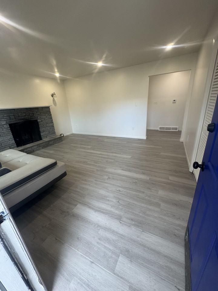 27A Knauf Ln #A - Photo 2 of 15