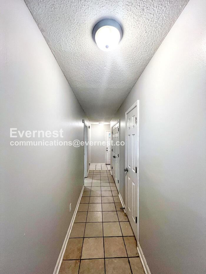 375 Blair Dr W - Photo 3 of 25