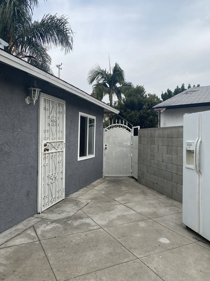 13660 Hartsville Street #NA - Photo 2 of 7