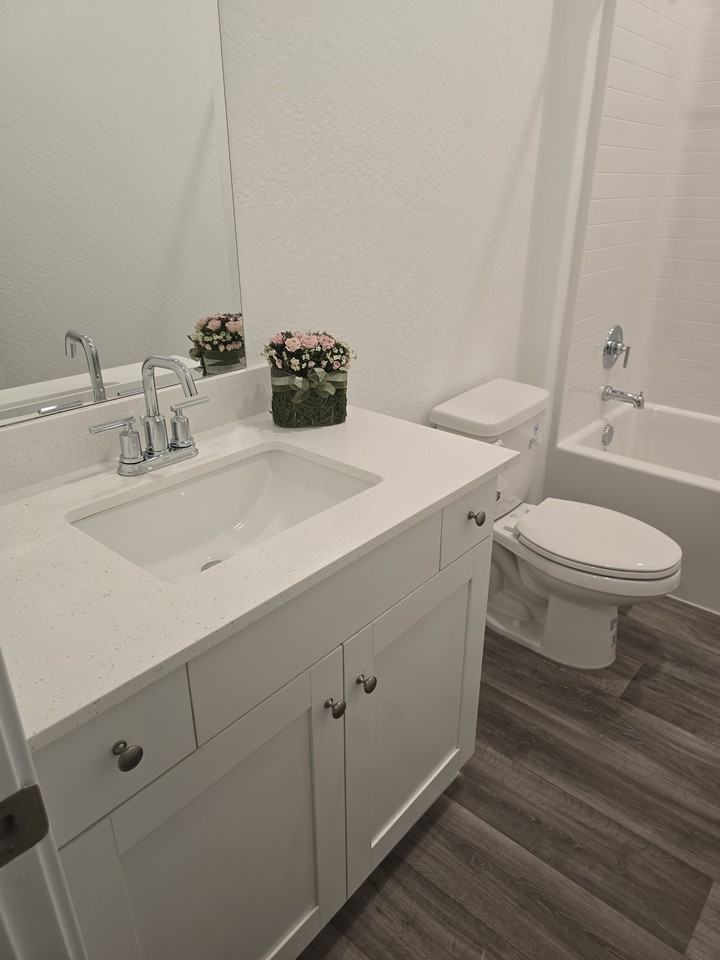 2632 W Cambridge St #NA - Photo 6 of 15