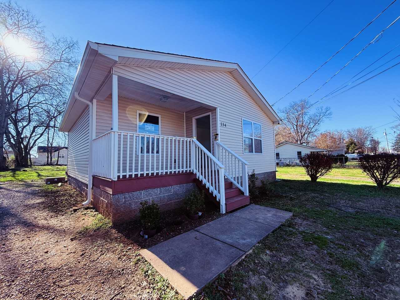 134 Kenmore Avenue #NA - Photo 3 of 14