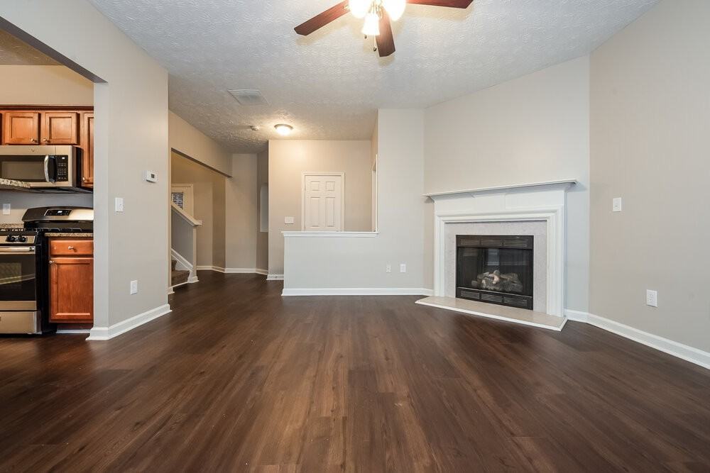 1583 Thornwick Trce - Photo 4 of 17