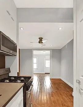 10th Avenue #5RN - Photo 2 of 5
