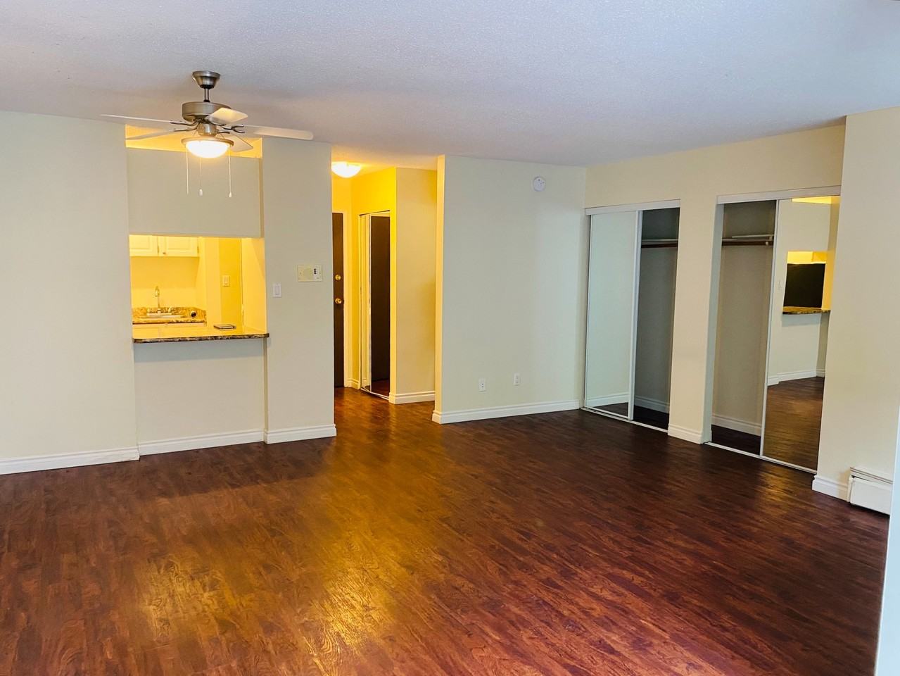 Maryon Manor - Photo 2 of 7