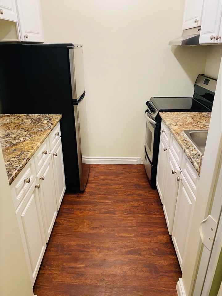 Maryon Manor - Photo 5 of 7