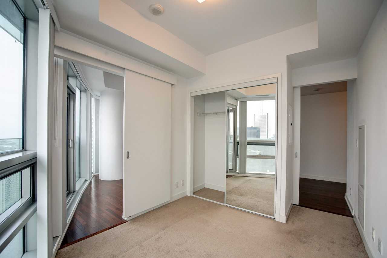 14 Ice Condos - Phase 2 #6411 - Photo 7 of 13