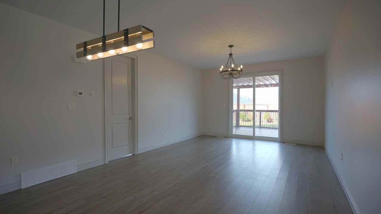 89 Sanders Crescent #FH - Photo 6 of 37