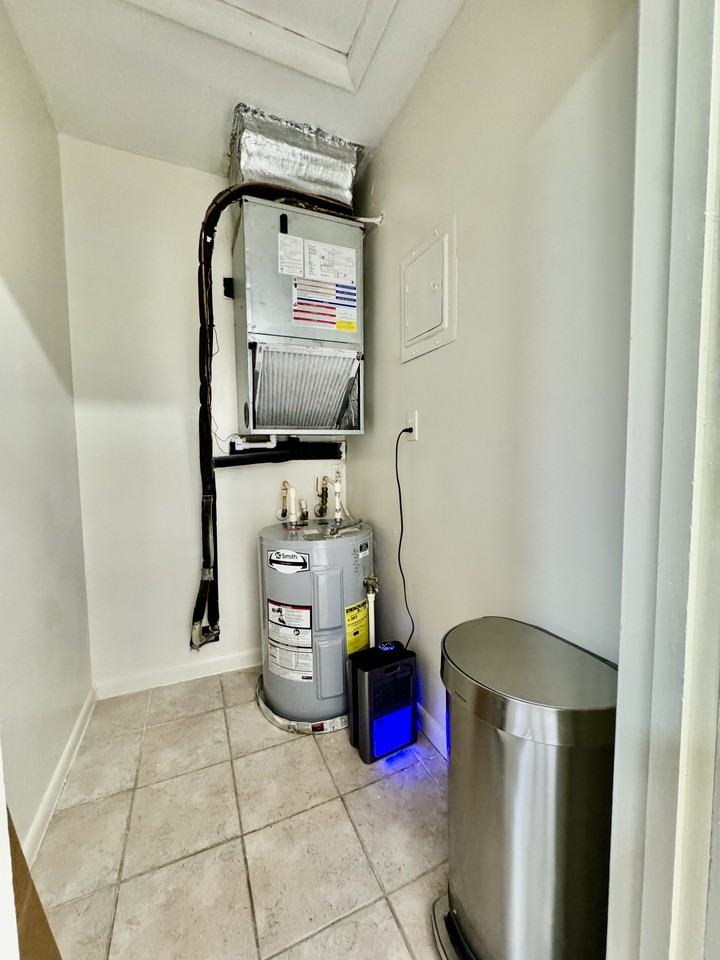 506 Quincy Avenue ##D4 - Photo 7 of 9