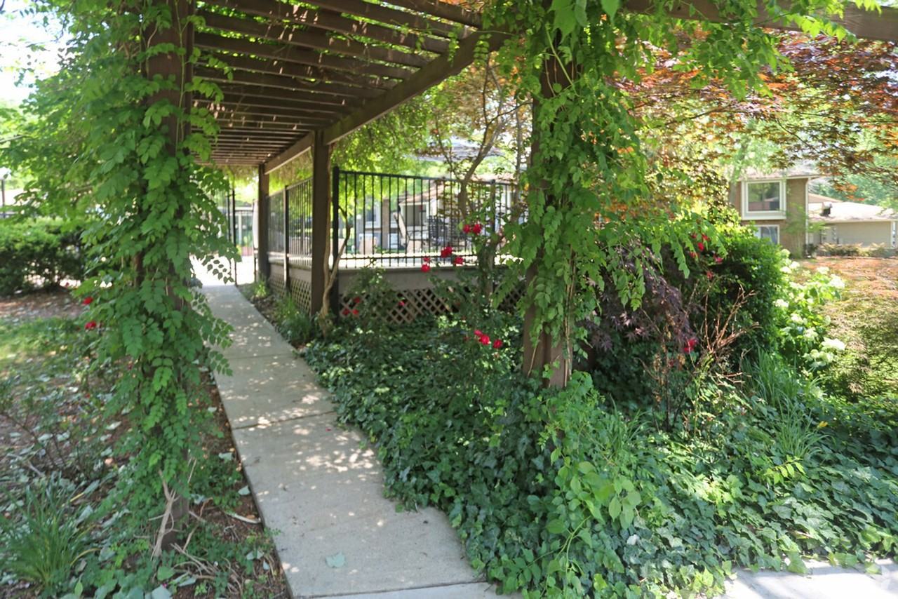 5515 West Market Street - Photo 5 of 18