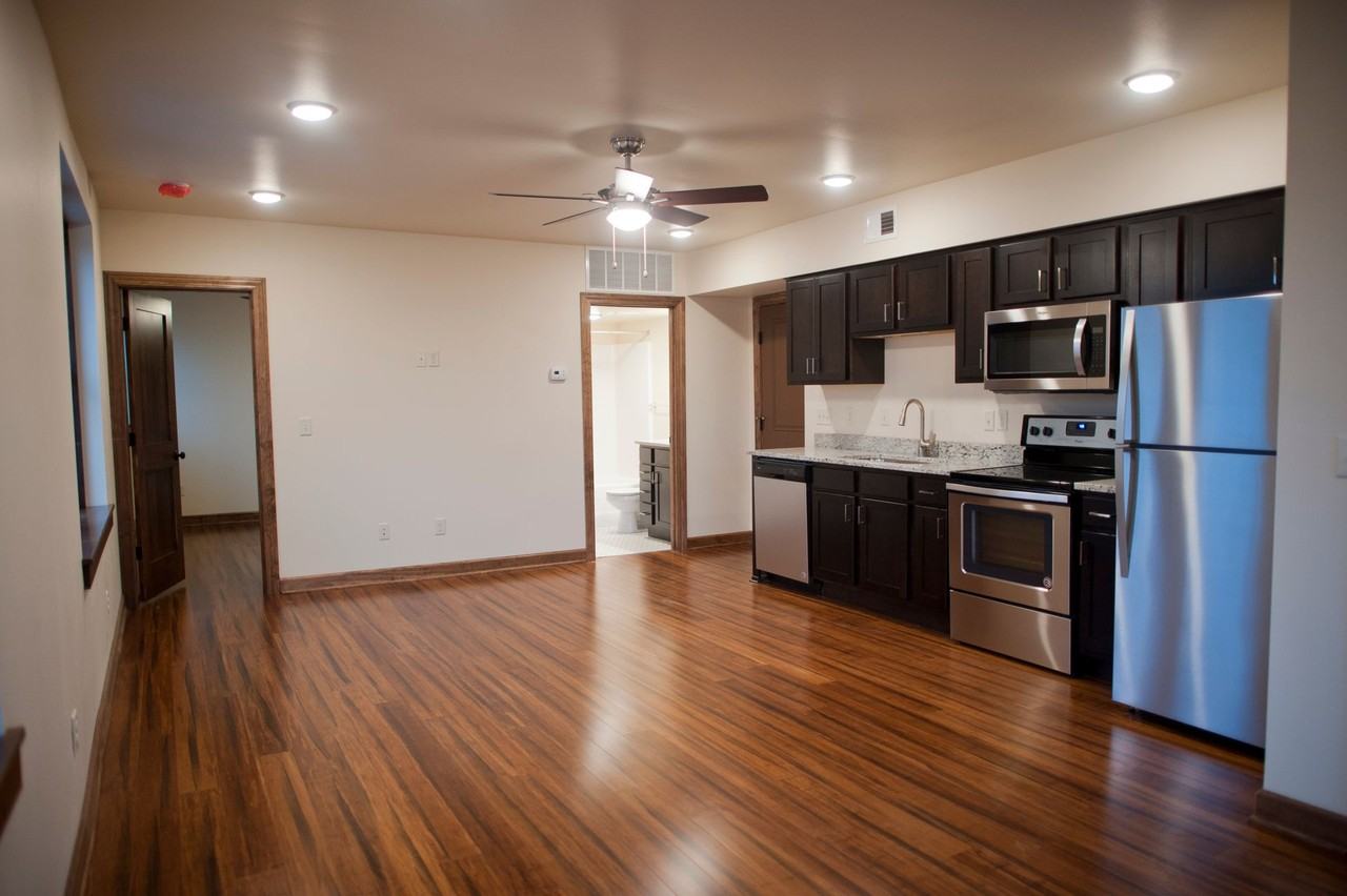 Beverly Lofts - Photo 6 of 14