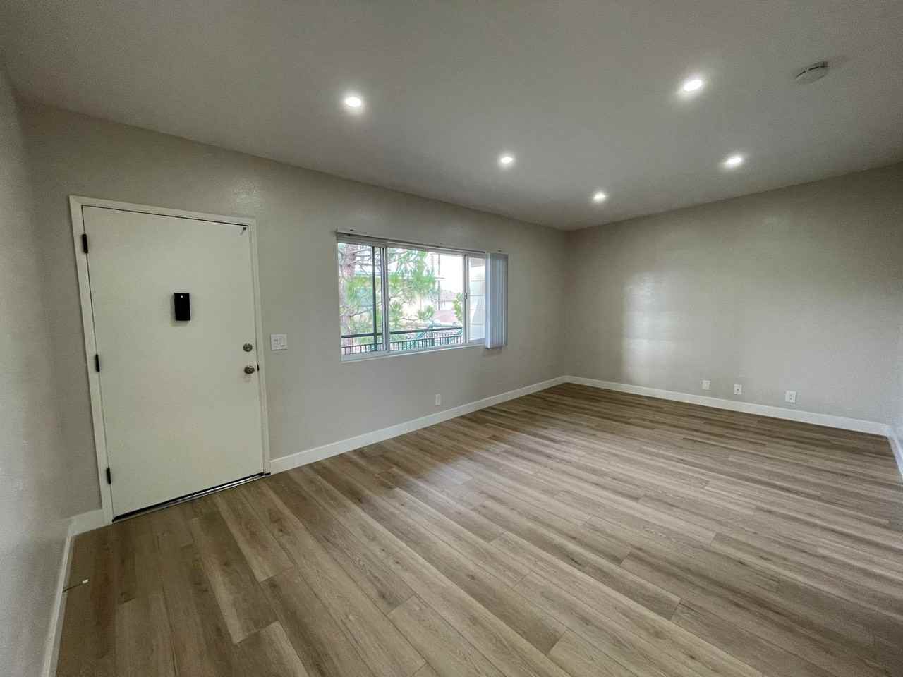 Citrus Village - Photo 4 of 21