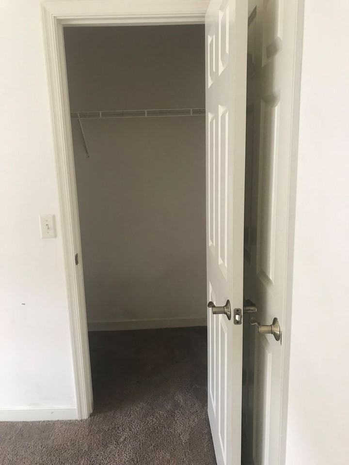 Deerfield Commons II - Photo 4 of 50