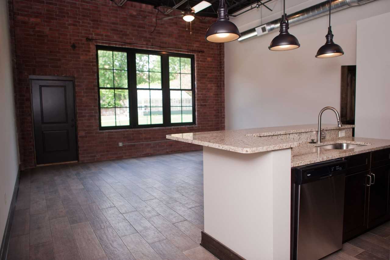 Bailey School Lofts - Photo 6 of 19